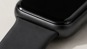 Close-up of the smartwatch case and silicone strap